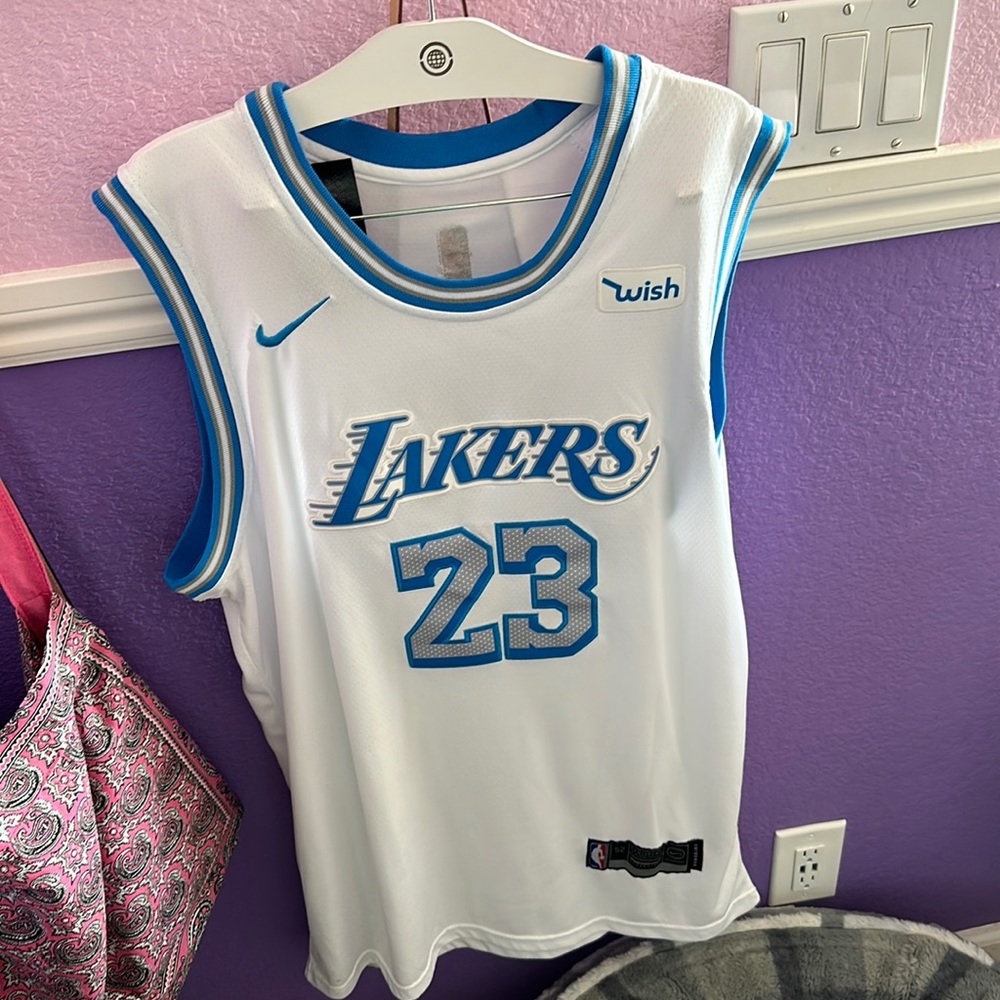 Nike NBA Lakers Lebron James Jersey, ‘20/21 City Edition White